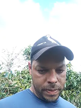Snapshot of Widson321 chatting on 07-06-26, 04:53 Widson321 online show from 07-06-26, 04:53