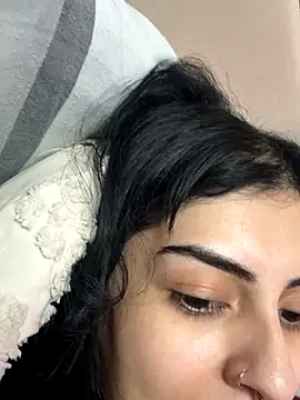 Snapshot of ThickerThanYoBitch chatting on 09-11-25, 02:17 ThickerThanYoBitch online show from 09-11-25, 02:17