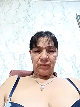 Snapshot of biancchi chatting on 05-28-26, 01:08 biancchi online show from 05-28-26, 01:08