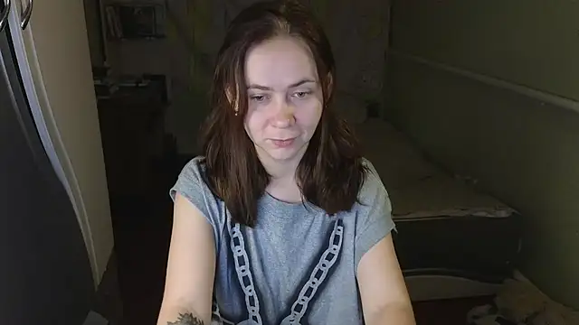 Riley Roo online show from 11-12-25, 05:02