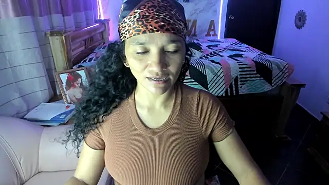 rayza mature 154 online show from 02-23-25, 12:30