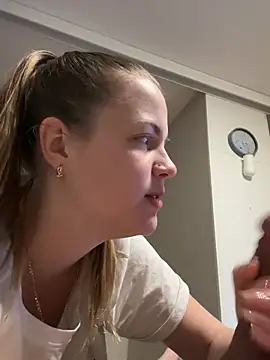 Snapshot of nazar1202 chatting on 02-20-26, 06:19 nazar1202 online show from 02-20-26, 06:19