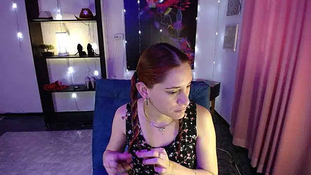 IsaBaileys  online show from 02-07-25, 07:27