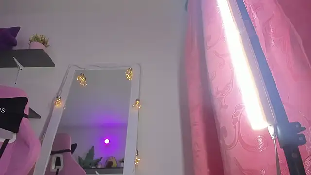 saralolo420 online show from 02-04-25, 01:02