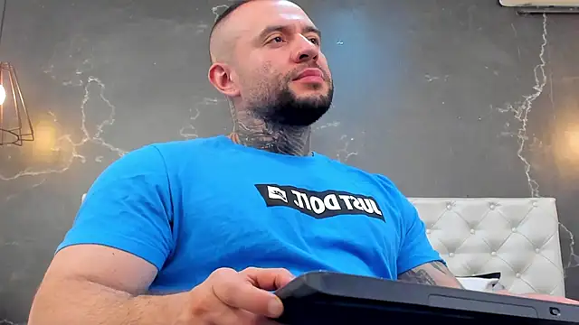 BruceDallas online show from 12-06-24, 08:07