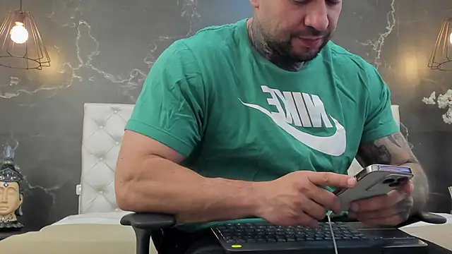 BruceDallas online show from 01-30-25, 11:02