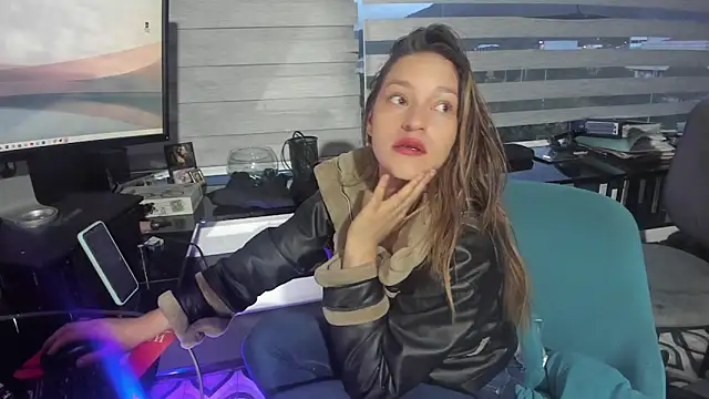 vanessabz online show from 06-08-26, 11:05