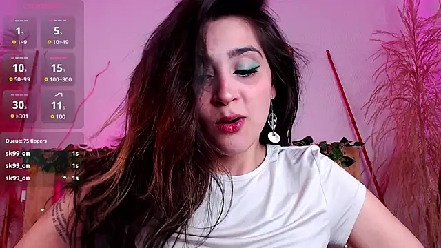 Snapshot of emily_amaya chatting on 12-07-24, 04:31 emily amaya online show from 12-07-24, 04:31