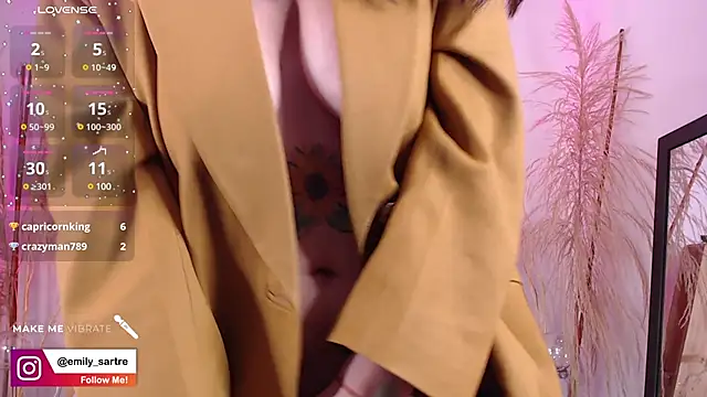 Snapshot of emily_amaya chatting on 01-25-25, 08:00 emily amaya online show from 01-25-25, 08:00