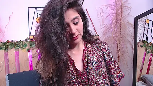 Snapshot of emily_amaya chatting on 02-12-25, 07:44 emily amaya online show from 02-12-25, 07:44