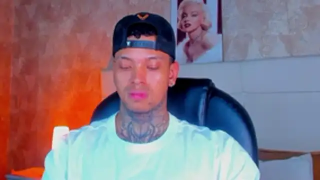 Snapshot of Stiven_collins chatting on 01-31-26, 07:11 Stiven collins online show from 01-31-26, 07:11