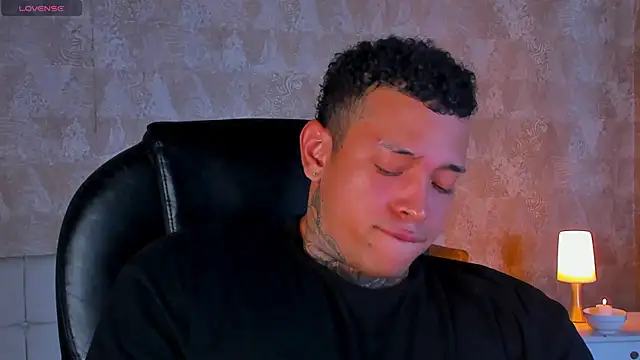 Snapshot of Stiven_collins chatting on 02-20-26, 09:48 Stiven collins online show from 02-20-26, 09:48