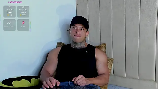 Stiven collins online show from 05-19-26, 05:03