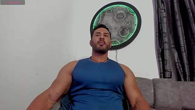 Snapshot of curt_xxx chatting on 06-22-26, 01:40 curt xxx online show from 06-22-26, 01:40