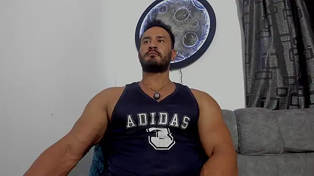 Snapshot of curt_xxx chatting on 07-20-26, 04:49 curt xxx online show from 07-20-26, 04:49