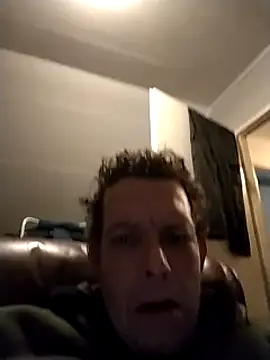 Knuffelstaaf123 online show from 12-02-24, 08:55