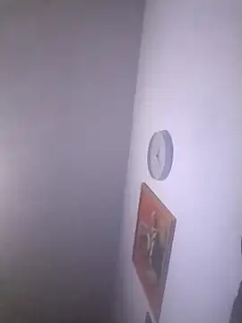 Knuffelstaaf123 online show from 02-08-25, 09:46