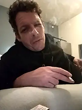 Knuffelstaaf123 online show from 03-23-25, 04:27