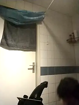 Knuffelstaaf123 online show from 11-30-25, 09:52