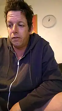 Knuffelstaaf123 online show from 04-20-26, 01:14