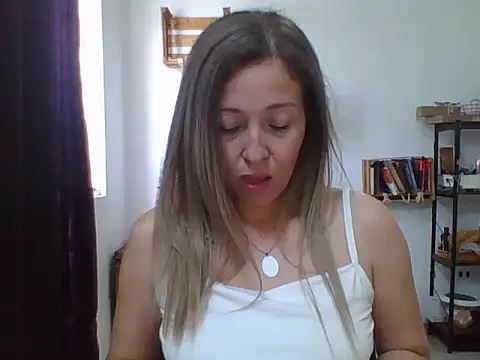 charlott ponce online show from 04-01-26, 07:22