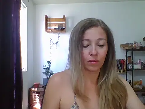 charlott ponce online show from 04-06-26, 07:04