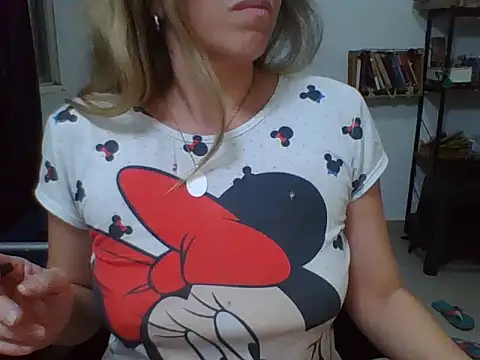 charlott ponce online show from 06-17-26, 01:52
