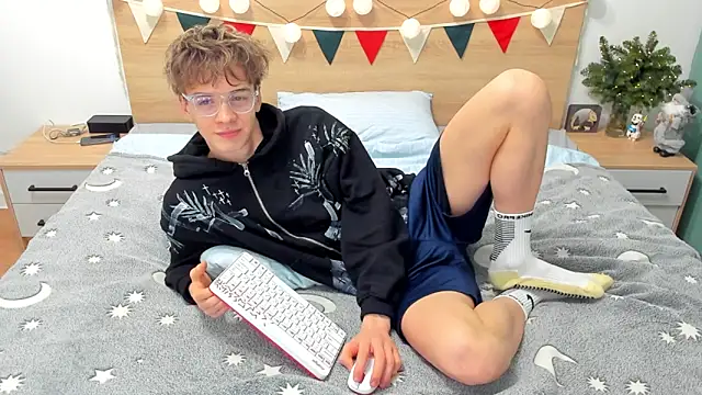 Fandi 777 online show from 12-27-24, 12:34