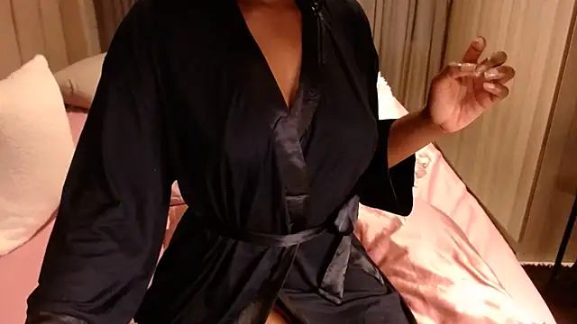 Snapshot of BabyBarbee chatting on 12-02-25, 11:45 BabyBarbee online show from 12-02-25, 11:45