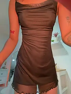 Lianh Benett online show from 05-29-26, 05:38
