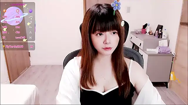 Snapshot of a0513 chatting on 09-28-25, 03:28 a0513 online show from 09-28-25, 03:28