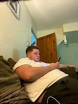 Lukeyboy027 online show from 11-09-25, 03:21