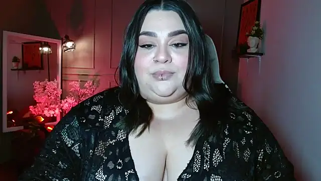 Snapshot of tiffany_laurens chatting on 12-05-25, 05:27 tiffany laurens online show from 12-05-25, 05:27