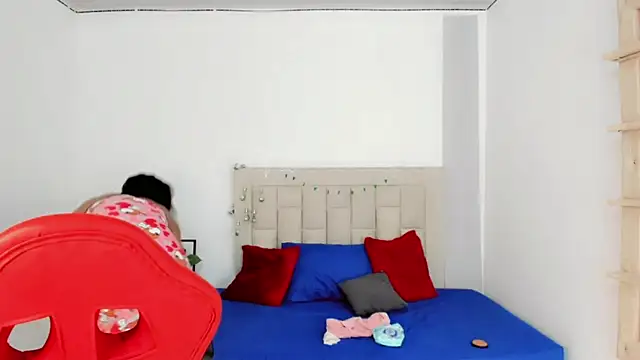 SexyEmmy 10 online show from 01-17-26, 06:40