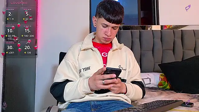 Mr daren  online show from 09-15-25, 06:52