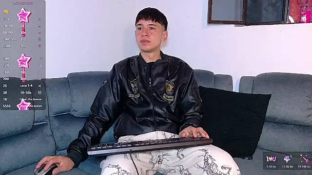 Mr daren  online show from 11-17-25, 07:08