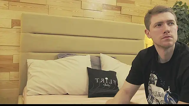 Snapshot of EthanPinkman chatting on 11-29-25, 04:26 EthanPinkman online show from 11-29-25, 04:26