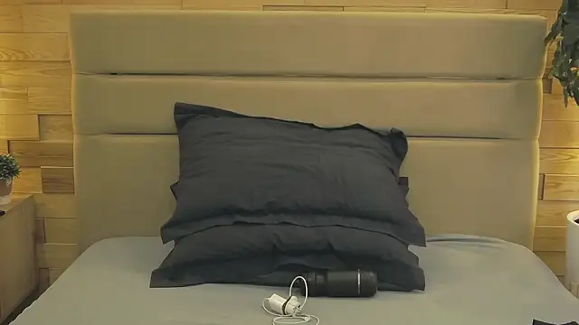 EthanPinkman online show from 04-04-26, 04:11