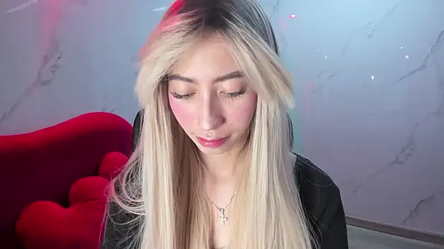 LilithCooperr  online show from 11-04-25, 10:31