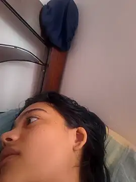 Snapshot of littlemelii chatting on 02-21-26, 03:46 littlemelii online show from 02-21-26, 03:46