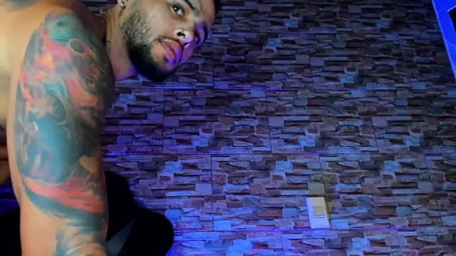 Snapshot of Seth_Owner chatting on 02-03-25, 01:30 Seth Owner online show from 02-03-25, 01:30