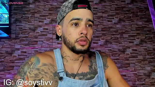 Snapshot of Seth_Owner chatting on 03-03-25, 02:04 Seth Owner online show from 03-03-25, 02:04