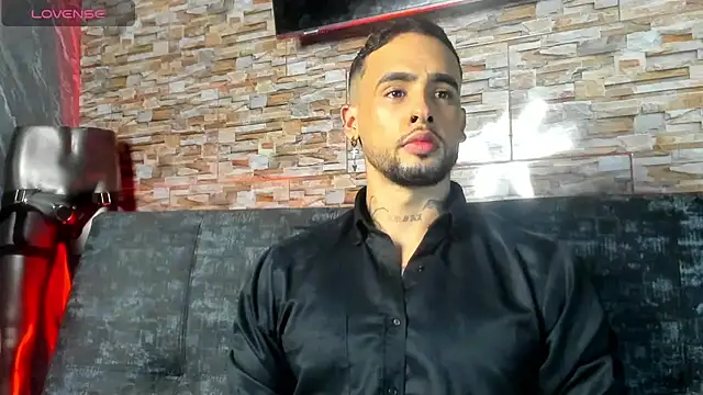 Seth Owner online show from 06-17-26, 01:52