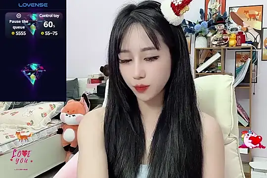 Snapshot of _LLisa_ chatting on 12-25-24, 08:07 LLisa online show from 12-25-24, 08:07