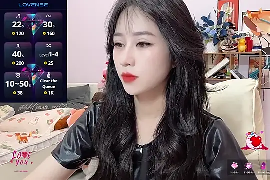 Snapshot of _LLisa_ chatting on 01-06-25, 05:59 LLisa online show from 01-06-25, 05:59