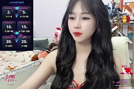 Snapshot of _LLisa_ chatting on 01-07-25, 07:17 LLisa online show from 01-07-25, 07:17