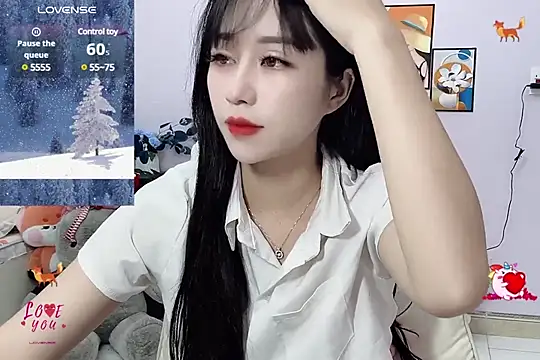 Snapshot of _LLisa_ chatting on 02-12-25, 10:04 LLisa online show from 02-12-25, 10:04