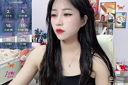 Snapshot of _LLisa_ chatting on 02-17-25, 09:19 LLisa online show from 02-17-25, 09:19