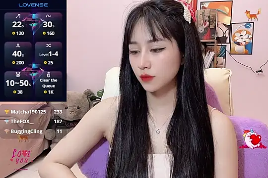 Snapshot of _LLisa_ chatting on 03-13-25, 02:27 LLisa online show from 03-13-25, 02:27