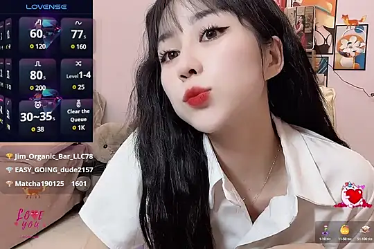 Snapshot of _LLisa_ chatting on 03-16-25, 11:57 LLisa online show from 03-16-25, 11:57